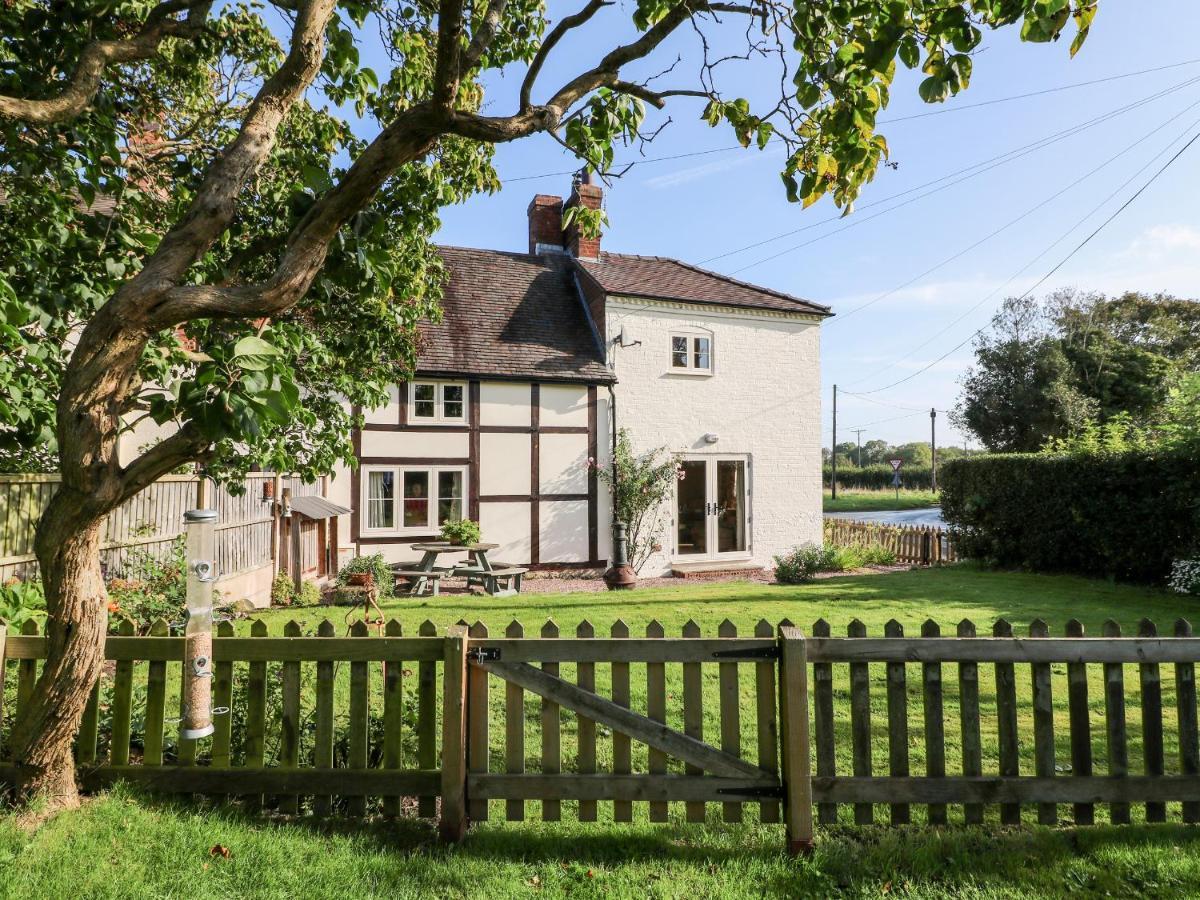 Bluebell Cottage Rugeley Eksteriør bilde